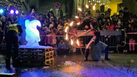 Spettacolo per eventi con il fuoco e ghiaccio